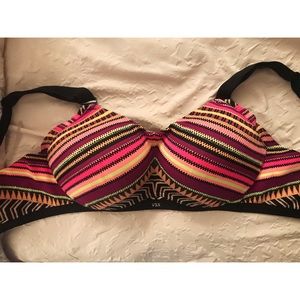 Victoria’s Secret VSX Sports Bra 36D